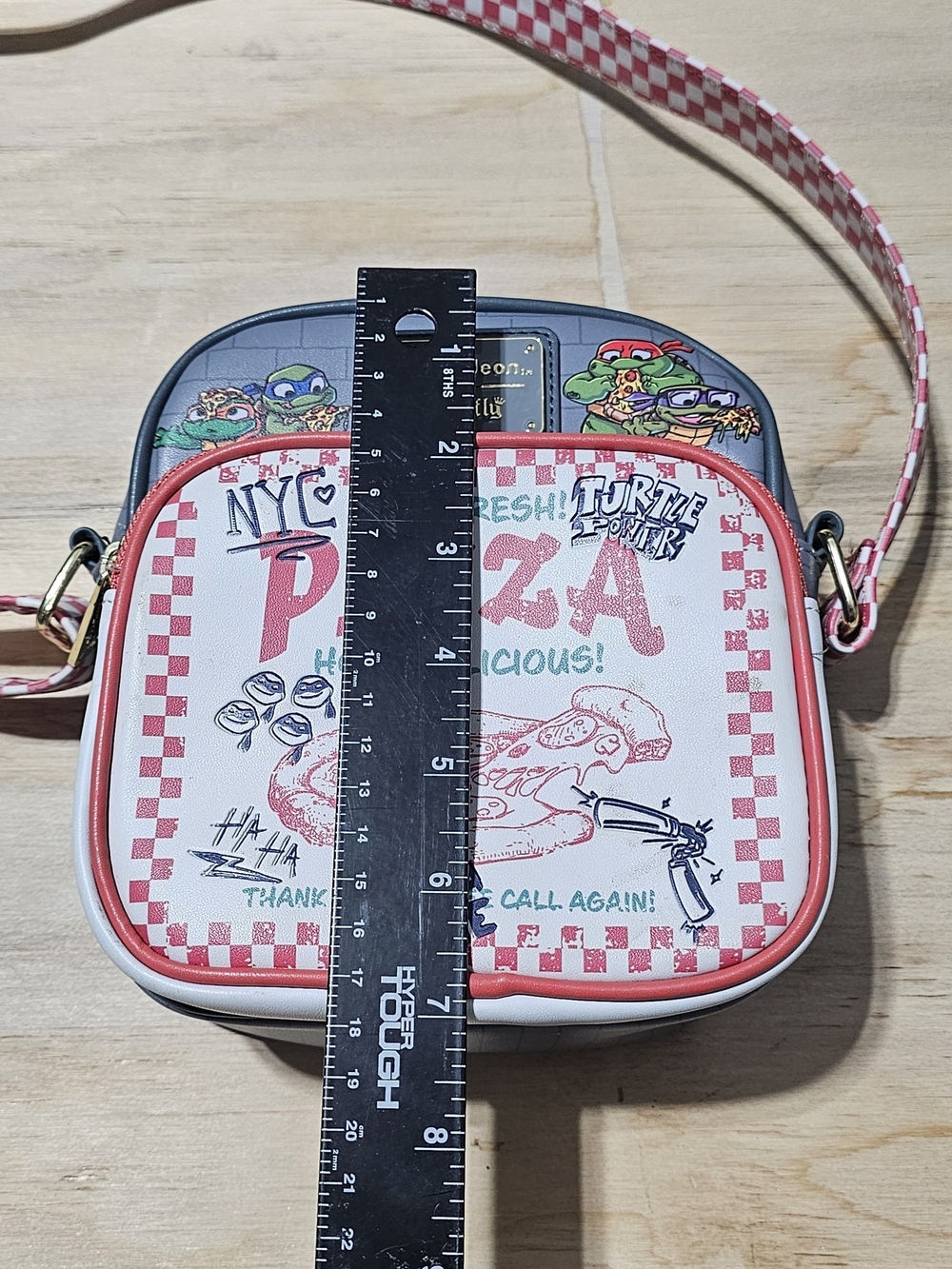 Loungefly Teenage Mutant Ninja Turtles Pizza Crossbody Bag - Pink/Gray - Picture 9 of 9